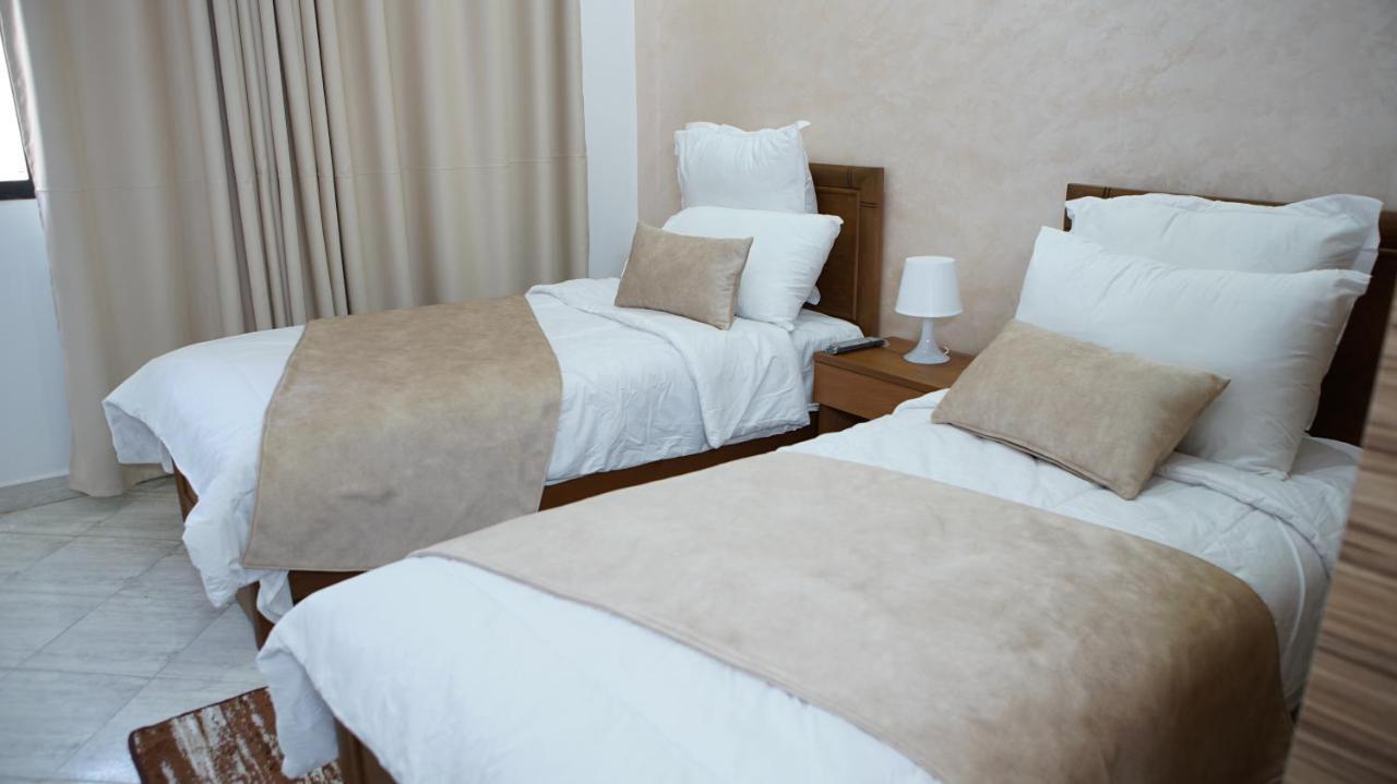 Hotel Riad Taounate Exterior photo